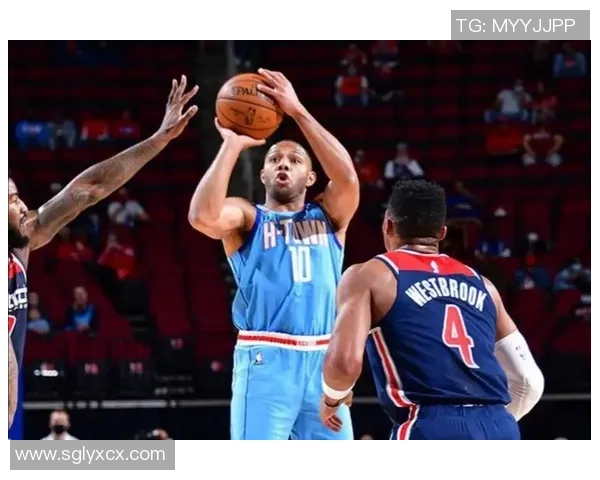 霍村与利物浦激战正酣赛果揭晓引发球迷热议 霍村与利物浦激战正酣赛果揭晓引发球迷热议